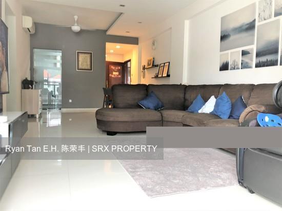 The Hillside (D21), Condominium #226250871